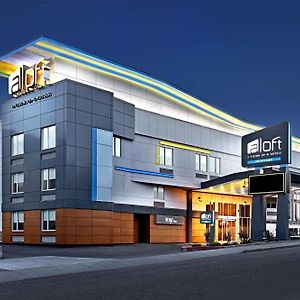 Aloft Hotel Calgary University